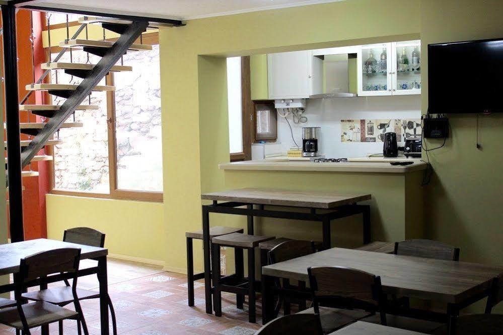 Red Fox Guesthouse Tbilisi Luaran gambar