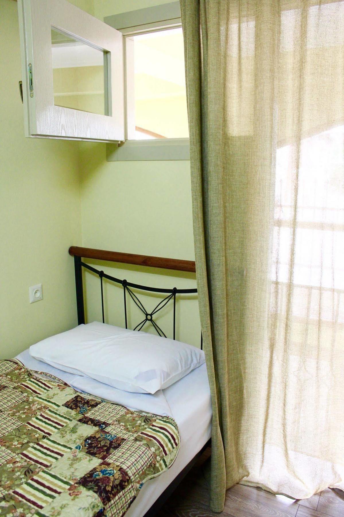 Red Fox Guesthouse Tbilisi Luaran gambar