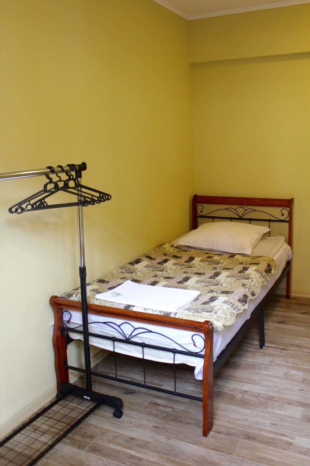 Red Fox Guesthouse Tbilisi Luaran gambar